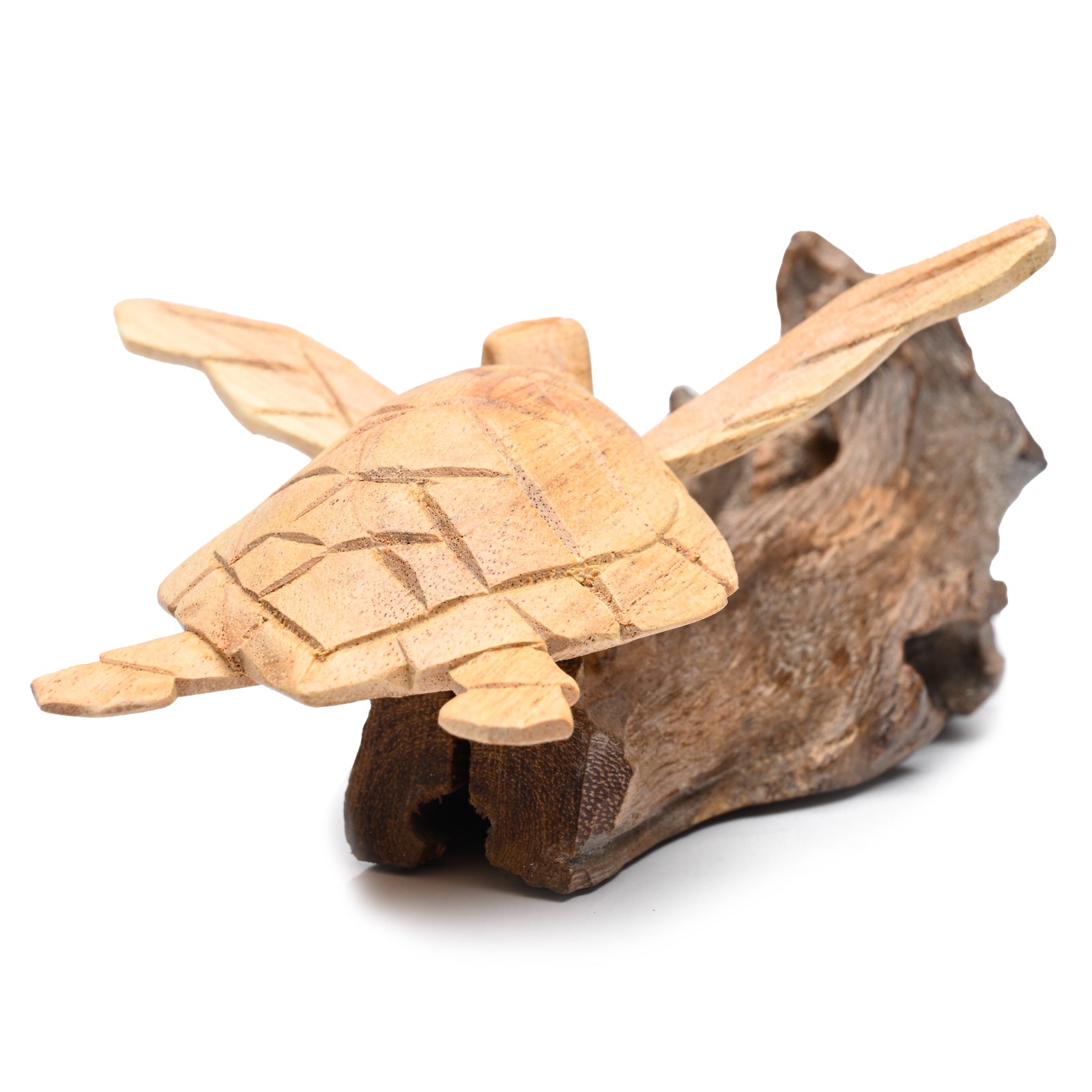BAGUS Wooden Sea Turtle Sculpture on Rock Base, Handcrafted Decorative Home Accent, Natural Jempinis